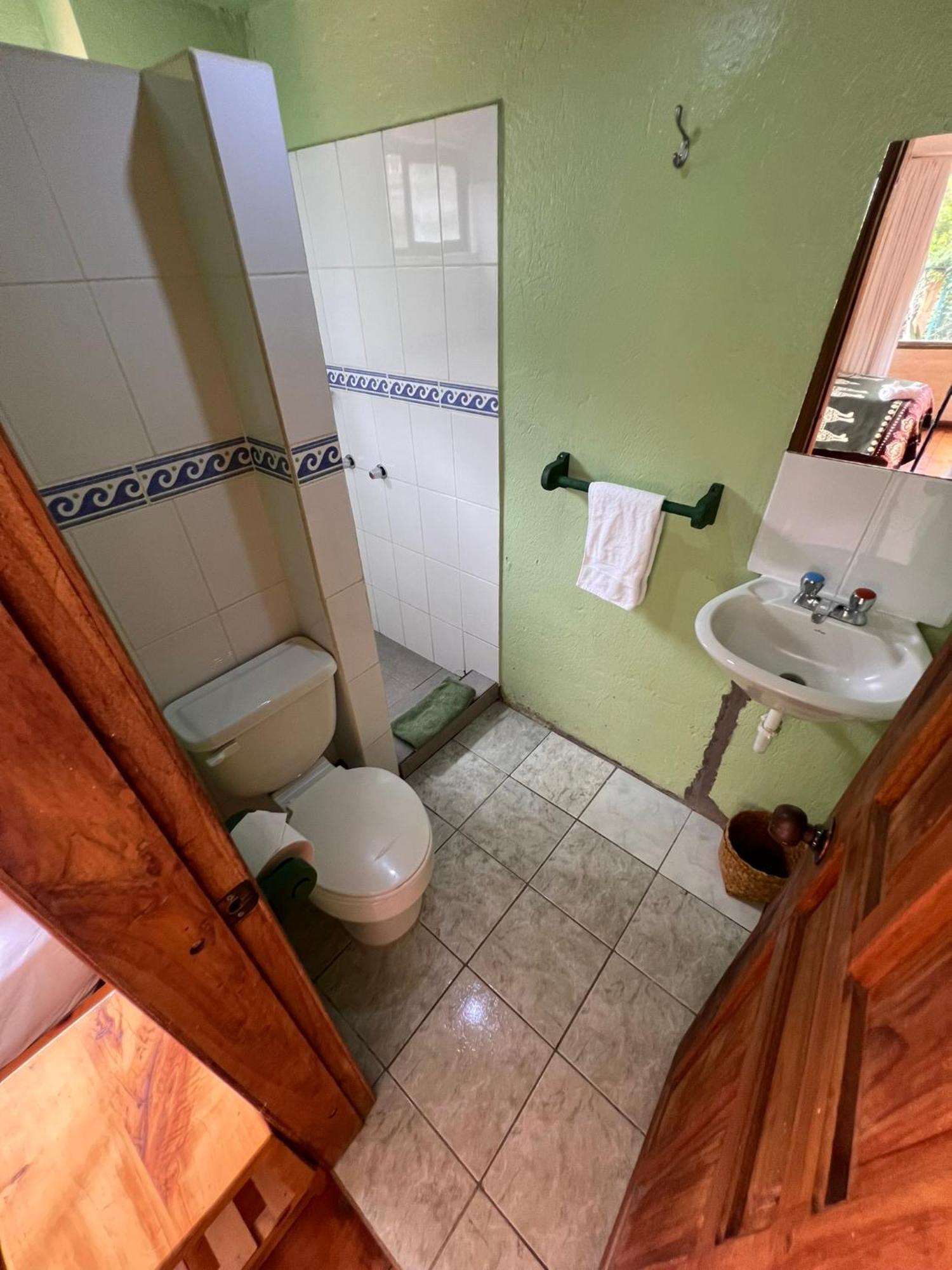 La Casa Verde Eco Guest House バーニョス 部屋 写真